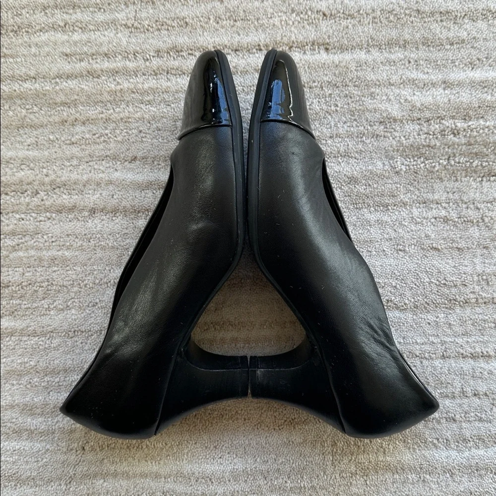 EUC Beautifeel Maya Black Leather/Patent Cap Toe Slip On Pump Heels 38 | 7-7.5